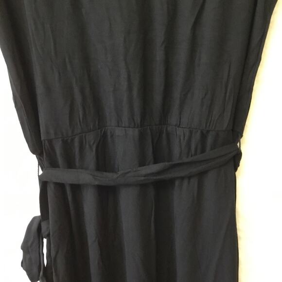 GAP Factory Black Short Sleeve Wrap Dress - Picture 14 of 16